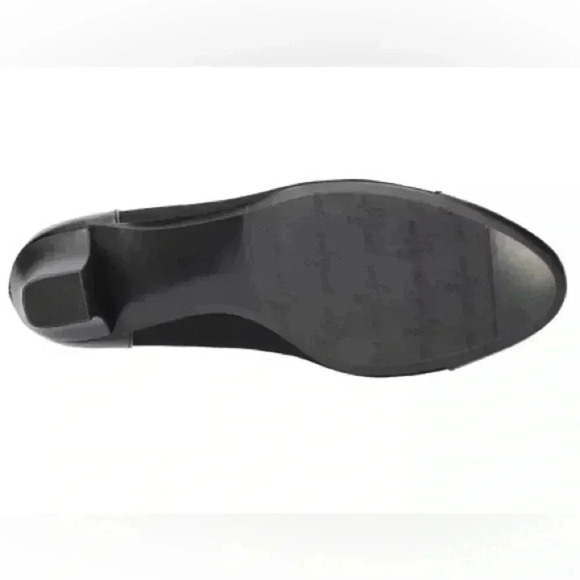Easy Street Corpcore Wes Block Heel Padded Footbed Pump Black Size 11 - Picture 6 of 6